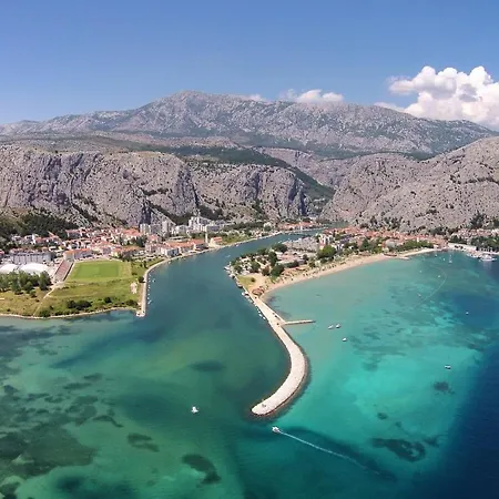 شقة With A Parking Space - 15330