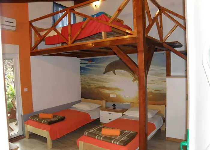 With A Parking Space - 15330 شقة *